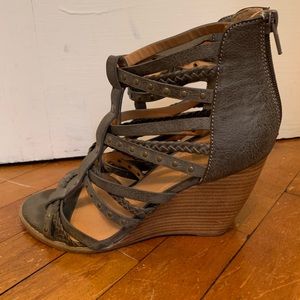 Crown vintage gladiator sandal wood wedge